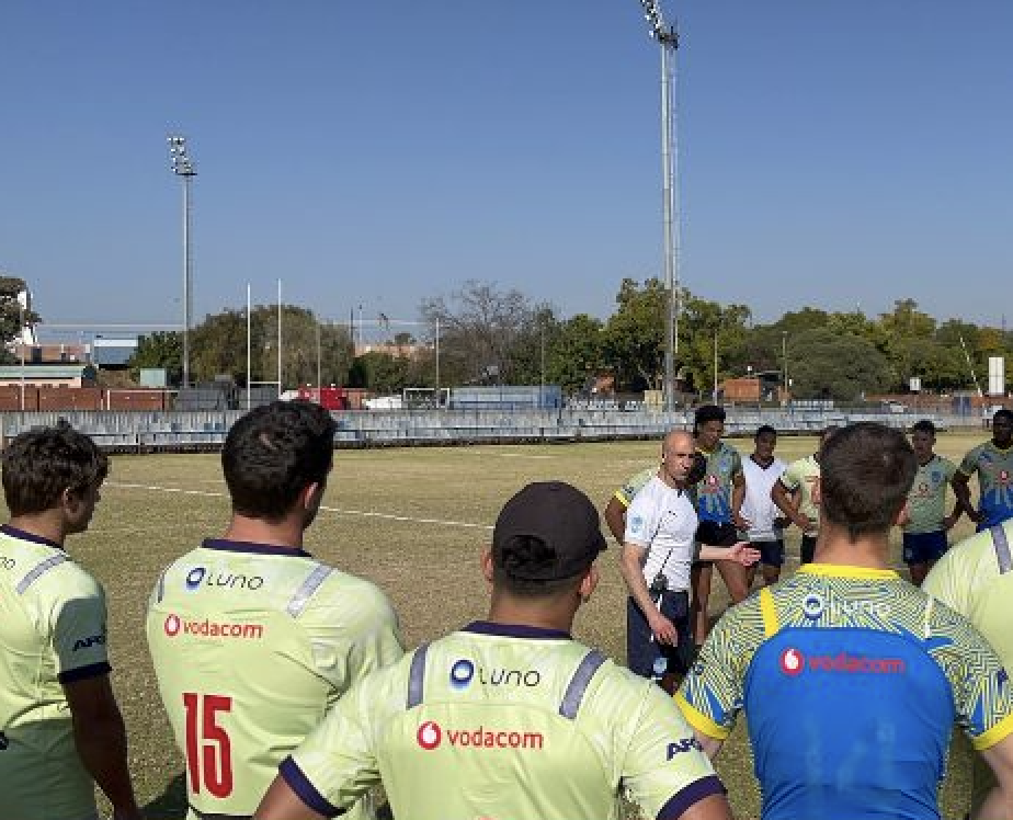 Ben in session with young players